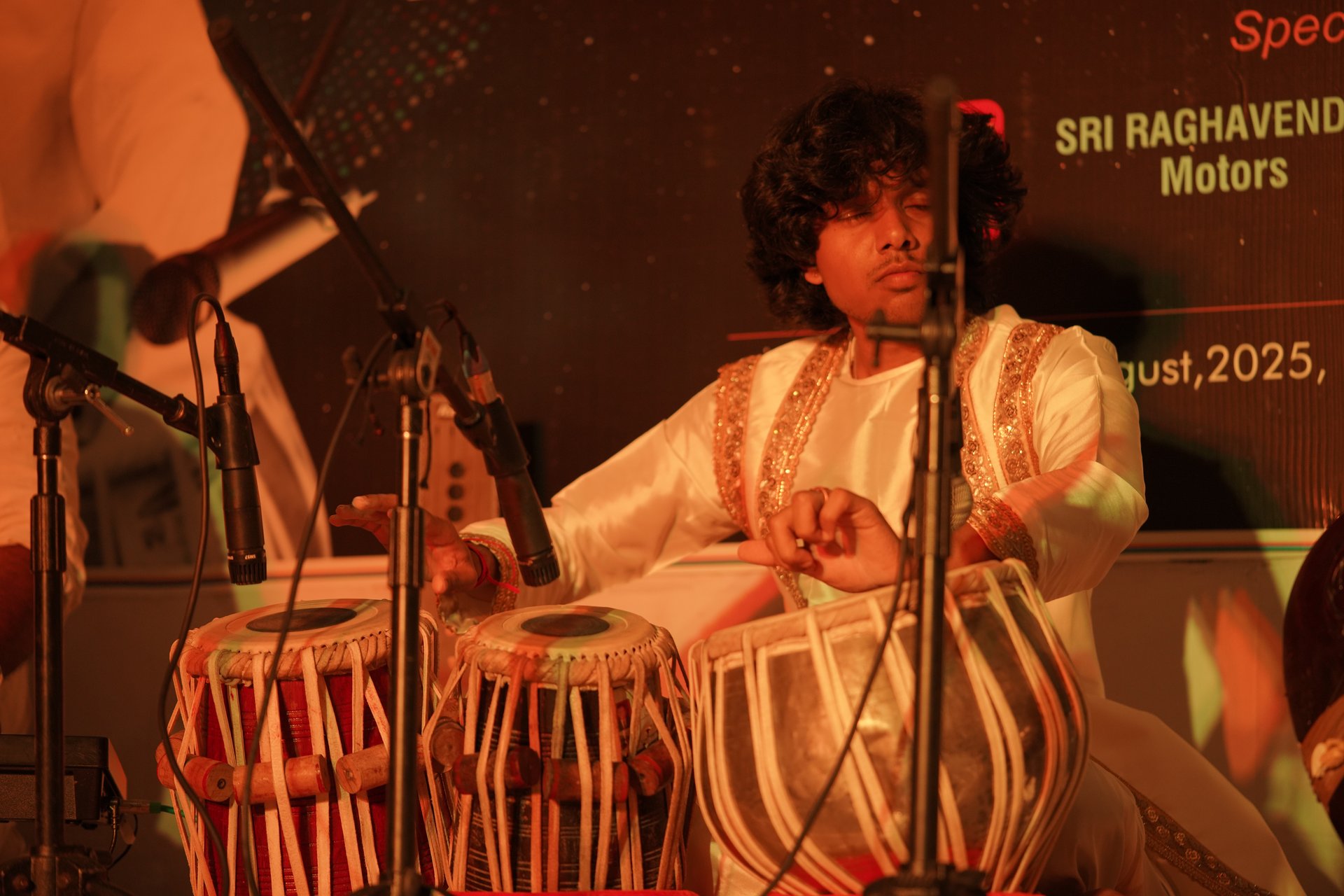 Raghavendra performing at Bhakti band launch