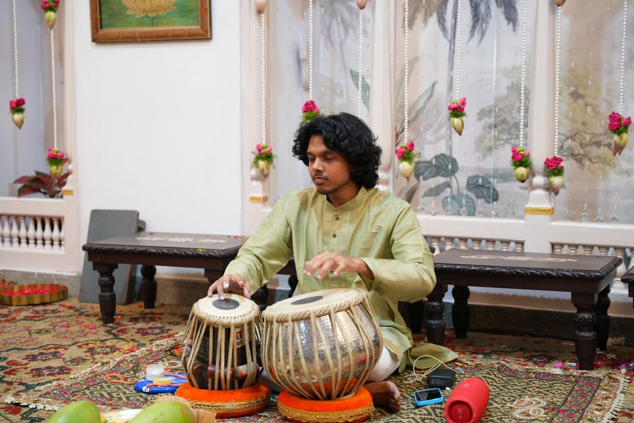 Raghavendra with Tabla — intimate setting